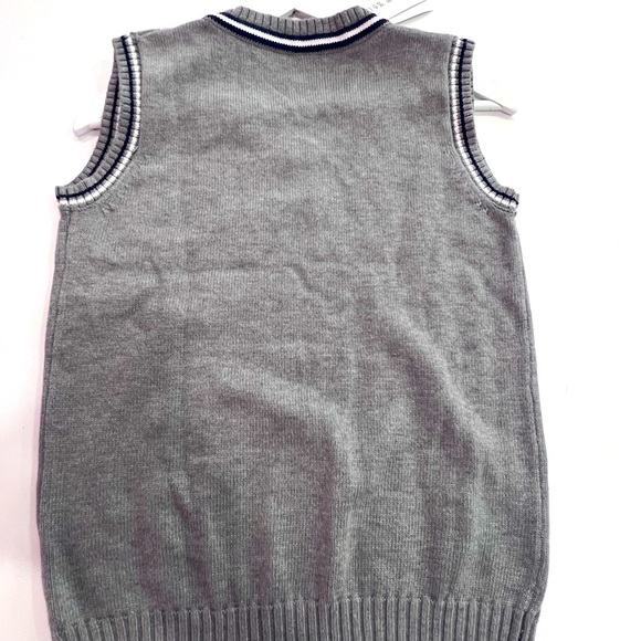 Boys Pullover Vest Knit V-Neck Sweater NWT - Picture 7 of 8